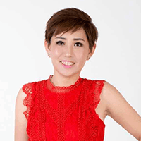 Shelly Tan